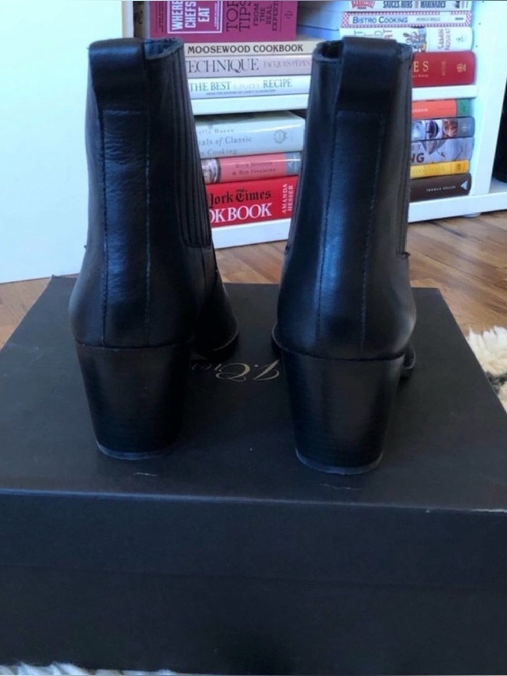 NWT J.Crew Chelsea High-Heel Cowboy Boots 6.5 - Picture 3 of 6
